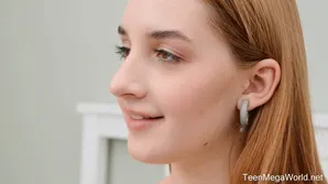 Skinny babe Eva Tender struggled but her