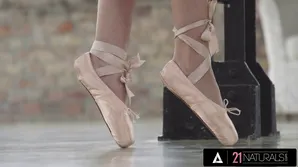 Ballet dancer Heather Harris from