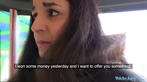 A couple has sex directly in nature in