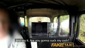 The amateur Chantelle demonstrates her