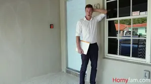 The stepson made cumshot on his