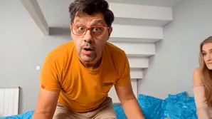 A mature guy helped his girlfriend to