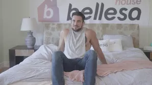 Siri Dahl has an orgasm with the help of