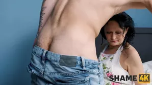 Tommy Gold's sensual experience with a