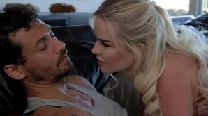 HD Porn Beautiful woman has a passionate