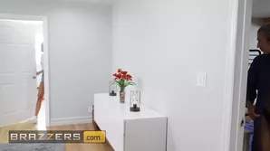 Michael has shown gadgets to Alexis Tae