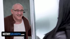 An old bull got a young and sexy Molodec