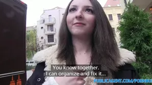 A naive girl has her first experience in