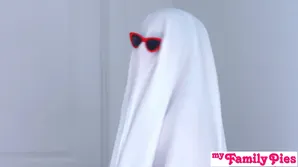 Girl ended up with a cumshot after sex