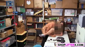 The cops checked the girl thief in the