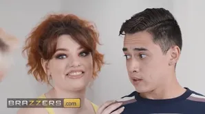 The cute girl Annabel Redd seduces her