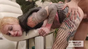 A girl on a date with a guy ends up in